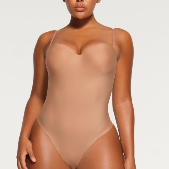SKIMS Tops - Skims body under wire thong bodysuit sienna